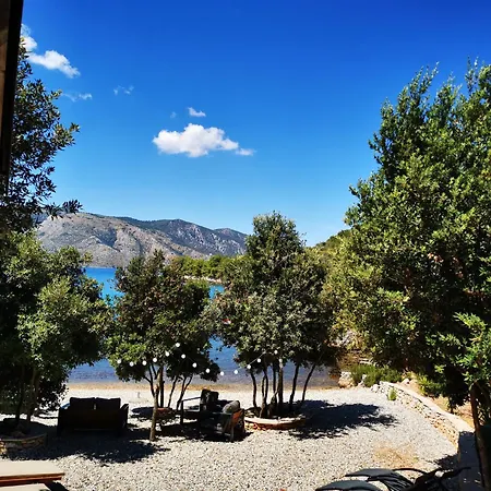 בית נופש Secluded House With Private Beach Adria