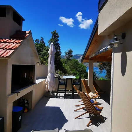 Secluded House With Private Beach Adria בית נופש סטארי גראד