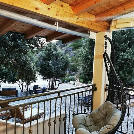 Casa de Férias Secluded House With Private Beach Adria *
