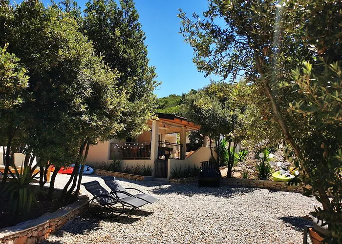 Secluded House With Private Beach Adria * Stari Grad (Hvar)