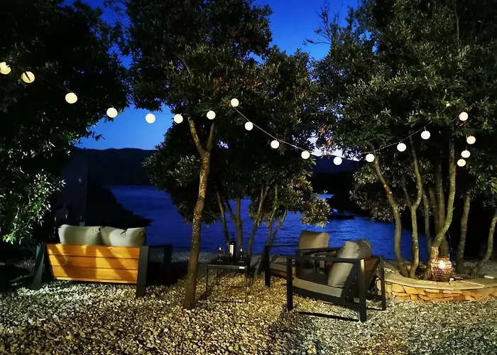 Casa vacanze Secluded House With Private Beach Adria