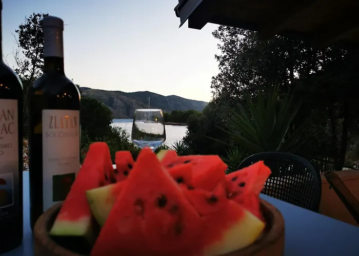 Secluded House With Private Beach Adria Casa vacanze Stari Grad (Hvar)