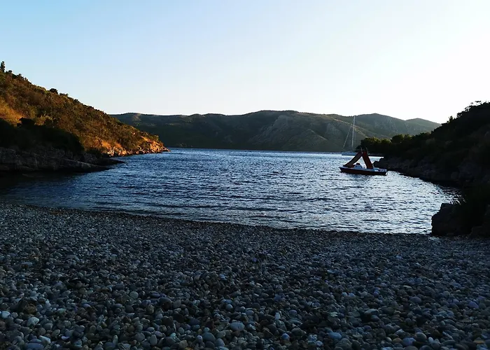 Secluded House With Private Beach Adria Casa vacanze Stari Grad (Hvar)