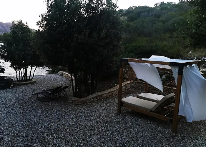 Secluded House With Private Beach Adria Casa vacanze *